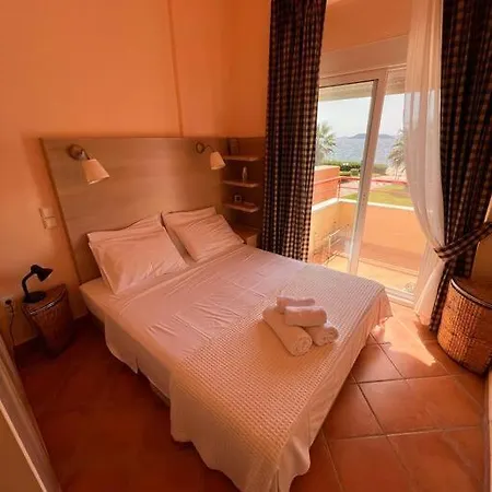 Villa The Absolute Beachfront Metokhion Konstamonitou