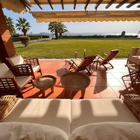 Villa The Absolute Beachfront *